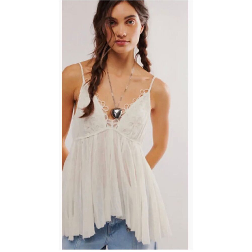 Free people one casella to flowy  Eyelet spaghetti straps